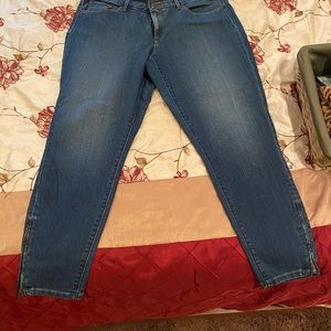 Loft curvy fit 14 zip ankle length jeans